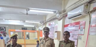 जनपद में सुरक्षित बैंकिंग एवं अपराध नियंत्रण हेतु सुलतानपुर पुलिस द्वारा व्यापक ‘बैंक चेकिंग’ अभियान, तथा संदिग्ध व्यक्ति एवं वाहन चेकिंग की गयी।