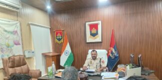 अपर पुलिस अधीक्षक बलरामपुर द्वारा आमजन की समस्याओं/शिकायतों की जनसुनवाई* *त्वरित एवं गुणवत्तापूर्ण निस्तारण हेतु संबंधित अधिकारियों को दिए आवश्यक दिशा-निर्देश*