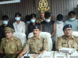 UP: वाराणसी में 5 लाख लूटकांड का खुलासा, 8 आरोपी गिरफ्तार, मुठभेड़ में मुख्य आरोपी के पैर में लगी गोली