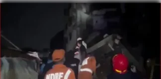 चार मंजिला ‘कोहिनूर’ इमारत ढहने से 3 की मौत, मलबे में लोगों के फंसे होने की आशंका
