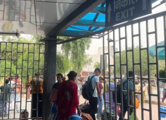 आनंद विहार स्टेशन पर सुरक्षा के मानक राम भरोसे, बिना जांच आ-जा रहे यात्री
