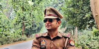 महराजगंज के उपनिरीक्षक अतुल सिंह ने वर्दी में बनाई रील:फरेंदा थाने में तैनात, पुलिस नियमों के उल्लंघन का आरोप