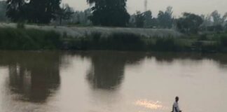 बस्ती में सरयू नदी का कटान तेज:कई गांवों पर मंडराया संकट; नदी से सिर्फ 20 मीटर दूर बचे अर्जुनपुर और बघुआपार