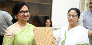 ममता बनर्जी से क्यों अलग हुईं चंद्रिमा भट्टाचार्य? TMC बंगाल अध्यक्ष पद छोड़ा