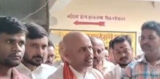 भाजपा नेता ने दोहरे टोल, नदी संरक्षण की मांग की:बस्ती में सैकड़ों समर्थकों संग एसडीएम को सौंपा ज्ञापन