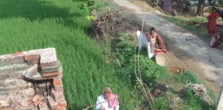 बस्ती में तेज हवा-बारिश में जर्जर मकान ढहा:12 वर्षीय बच्चा घायल, परिवार बेघर हुआ
