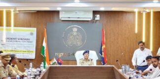 महराजगंज में बाल संरक्षण पर SJPU की बैठक:क्षेत्राधिकारी फरेंदा ने पुलिस अधिकारियों को दिए निर्देश