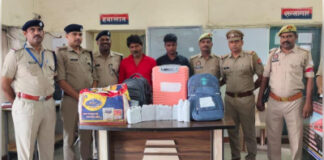 कानपुर सेंट्रल स्टेशन से दो शराब तस्कर गिरफ्तार, दो लाख से अधिक की अंग्रेजी शराब बरामद