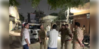 देर रात फायरिंग की घटना से इलाके में हड़कंप, पुलिस आरोपियों की तलाश में जुटी