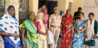 महिला सुरक्षा, के उद्देश्य से पुलिस द्वारा चलाया गया जागरूकता अभियान