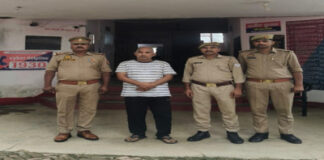 25 हजार रुपये का इनामी पॉक्सो आरोपी चंदन चौकी पुलिस के हत्थे चढ़ा।