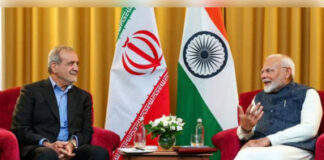 पीएम मोदी ने ईरान के राष्ट्रपति से फोन पर की बात
