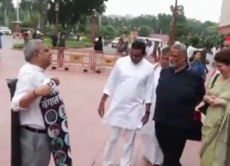 ‘आप लोगों ने दीदी को भगा दिया’, जब कल्याण बनर्जी और प्रियंका ने किया हंसी मजाक