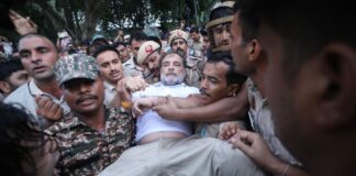 हिरासत में लिए गए राहुल गांधी, प्रियंका गांधी, अखिलेश यादव को भी ले गई पुलिस