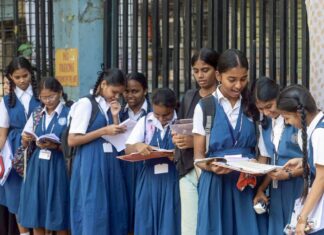 स्कूल एजुकेशन में राज्यों से बेहतर कैसे हैं UT, PGI के आंकड़ों से समझिए
