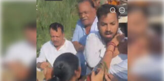 सरकारी जमीन को लेकर चल रहे विवाद के बीच हुई पत्रकार से मारपीट और अभद्रता