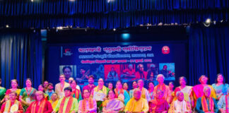 सुरसाधक किशोर चतुर्वेदी के भजनों से गूंजा कलामंडपम प्रेक्षागृह