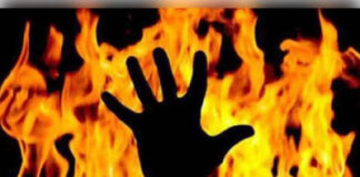 सीएम आवास के पास युवक ने की आत्मदाह की कोशिश, पुलिस की सूझबूझ से टला हादसा