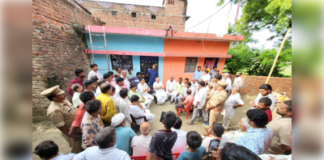 देवरिया में राजू विश्वकर्मा की हत्या पर भड़के अखिलेश, कानून व्यवस्था पर उठाये सवाल