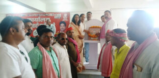 जयन्ती पर याद किये गये छोटे लोहिया जनेश्वर मिश्र