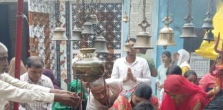 पुत्रदा एकादशी पर झारखंडी मंदिर में पूजा-अर्चना:श्रद्धालुओं ने सुख-समृद्धि के लिए भगवान का दर्शन किया
