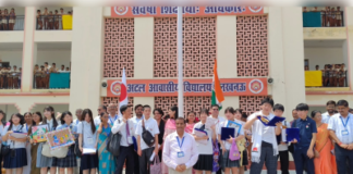 संत रविदास जयंती पर डिप्टी सीएम ने सर पर कलश रख निकाली यात्रा