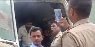 महाराजगंज में 3 बाइकों की आमने-सामने टक्कर:7 घायल, मां-बेटी की हालत गंभीर; जिला अस्पताल रेफर