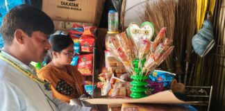 सोनहा में केक का सैंपल लिया गया:नरखोरिया में जांच की भनक लगते ही दुकानें बंद कर भागे दुकानदार