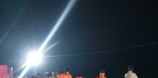 कांवड़िए सीताद्वार से जल लेकर पृथ्वीनाथ-विभूतिनाथ धाम रवाना:इकौना में सावन में कड़ी सुरक्षा के बीच शुरू हुई यात्रा