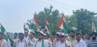 रुधौली शुगर मिल से निकली तिरंगा यात्रा:भानपुर चौराहा होते हुए मिल गेट पर हुई समाप्त