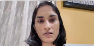 बृजभूषण को बरी करने के फैसले को चुनौती देंगी महिला पहलवान, विनेश बोलीं- लड़ाई अभी बाकी