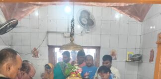 सावन सोमवार पर उमड़ा आस्था का सैलाब:बस्ती के बाबा जागेश्वरनाथ धाम में लाखों श्रद्धालु पहुंचे