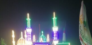 इमलिया करनपुर में ईद मिलादुन्नबी का जुलूस निकला:मंगलवार रात अकीदत और उत्साह के साथ मनाया गया पर्व