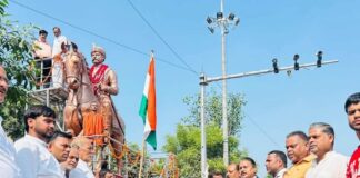 नौतनवा में विधायक के नेतृत्व में तिरंगा यात्रा:स्वतंत्रता दिवस से पहले देशभक्ति के रंग में रंगा पूरा नगर