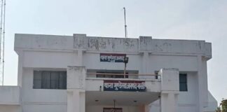 बस्ती में बाइक टक्कर के घायलों की हुई पहचान:एक मेडिकल कॉलेज रेफर, दोनों की हालत स्थिर बताई गई।