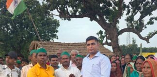 पनियरा में 57 दिन बाद किसानों का धरना स्थगित:एसडीएम के लिखित आश्वासन पर 10 सितंबर तक का अल्टीमेटम