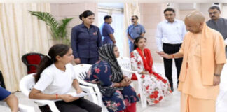 जनता दर्शन के बाद 77 बच्चों को बाल सेवा योजना, 14 बालिकाओं का स्कूल में हुआ दाखिला