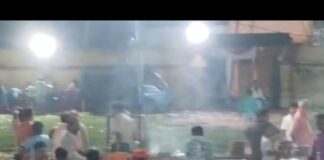बेचूबाबा मंदिर के 100 वर्ष पूरे:इकौना में भंडारे में भक्तों ने चखा प्रसाद, भक्तिमय रहा माहौल