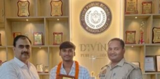 महराजगंज में माहताब को जेईई मेन्स में 97 परसेंटाइल:हेड कांस्टेबल के बेटे ने बढ़ाया परिवार का मान
