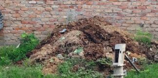सहियापुर में महीनों से खराब सरकारी नल:ग्रामीणों को पेयजल संकट, नाली में गंदगी से परेशानी