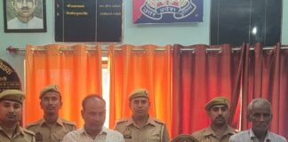 बस्ती में अवैध शराब तस्करी पर शिकंजा:सोनहा पुलिस की कार्रवाई, दो आरोपियों के कब्जे से 27 शीशी मिली