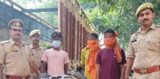 पनियरा में चोरी का खुलासा:पुलिस ने 3 आरोपियों को पंपिंगसेट के साथ पकड़ा