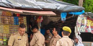 हर्रैया पुलिस का मादक पदार्थ तस्करों पर शिकंजा:कांवड़ यात्रा से पहले सघन तलाशी अभियान चला रही है