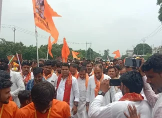 खिलचीपुर में पहली बार निकली सामूहिक कांवड़ यात्रा, 200 श्रद्धालु पैदल पहुंचेंगे उज्जैन के महाकाल मंदिर
