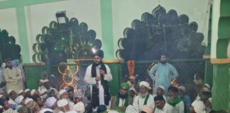 परसौनी में सूफी संत के उर्स मेले में उमड़ी भीड़:हजारों श्रद्धालुओं ने मजार पर चादरपोशी कर मांगी दुआ