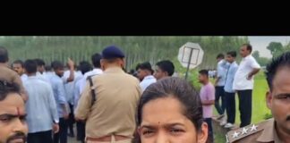 विद्यालय में भोजन में कीड़ा मिलने का आरोप:श्रावस्ती में छात्रों का हंगामा, डीएम ने दिए जांच के आदेश