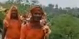 महराजगंज के झंझनपुर से शिवभक्तों का जत्था रवाना:30 किलोमीटर पैदल चलकर करेंगे शिवलिंग का जलाभिषेक