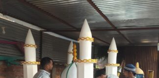 नगर बाजार में ईद मिलादुन्नबी की तैयारियां अंतिम चरण में:मंगलवार को निकलेगा जुलूस, लोगों में उत्साह