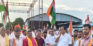 कप्तानगंज में भाजपा ने निकाली तिरंगा यात्रा:’हर घर तिरंगा’ अभियान के तहत सैकड़ों लोग हुए शामिल, लगे जयकारे