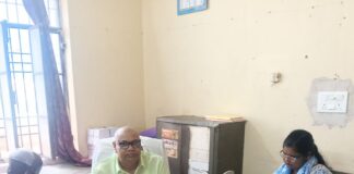 महराजगंज में चौक बाजार में मुख्यमंत्री आरोग्य मेला:29 मरीजों की जांच, 15 की पैथोलॉजिकल जांच; मुफ्त दवाएं भी मिलीं